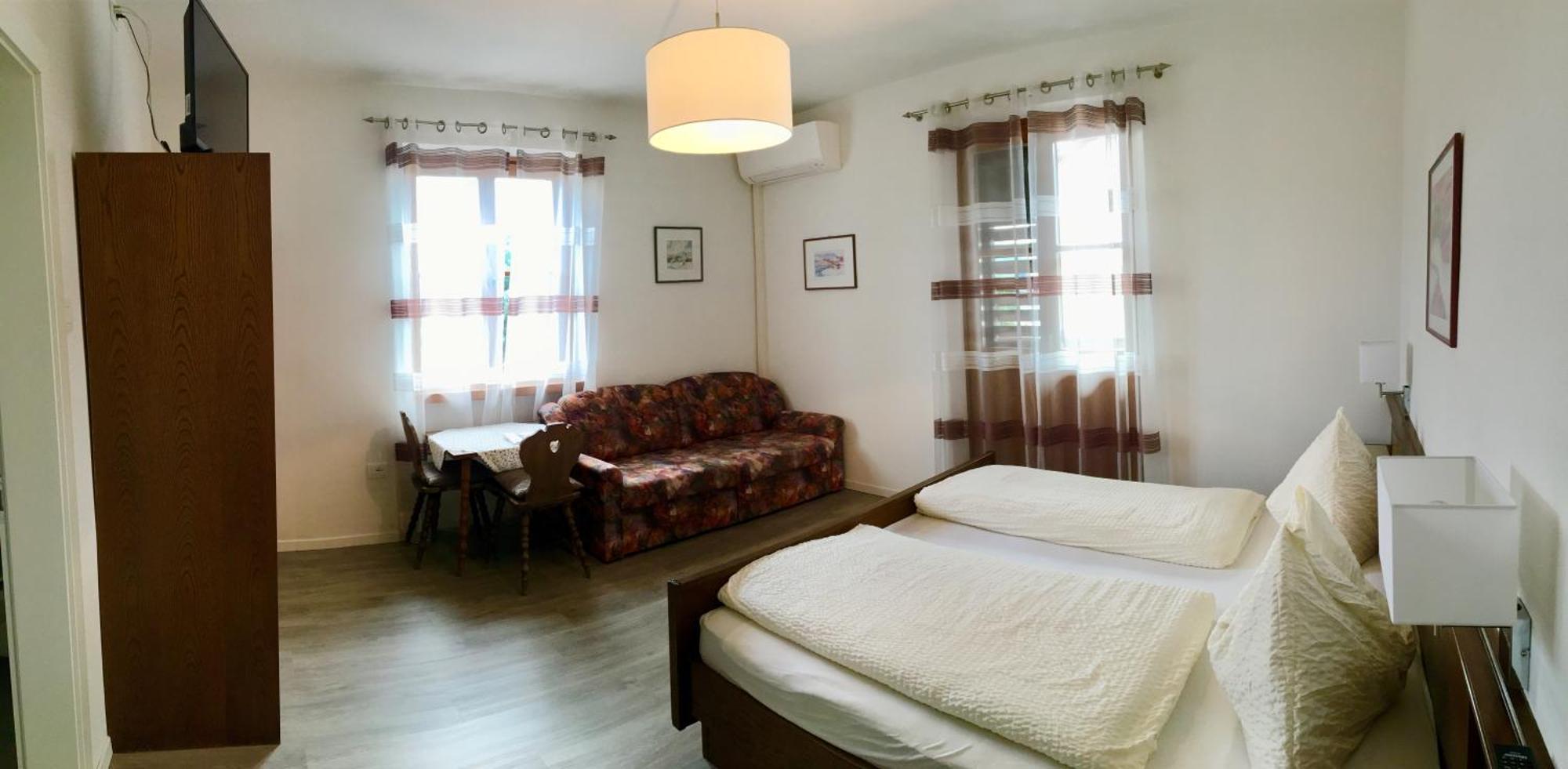 Bed and Breakfast Garni Guflhof Caldaro sulla Strada del Vino Habitación foto